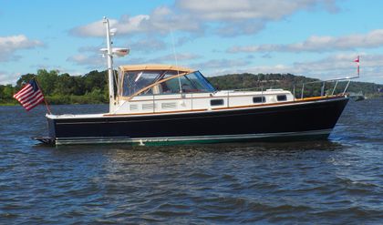 38' Grand Banks 1995 Yacht For Sale